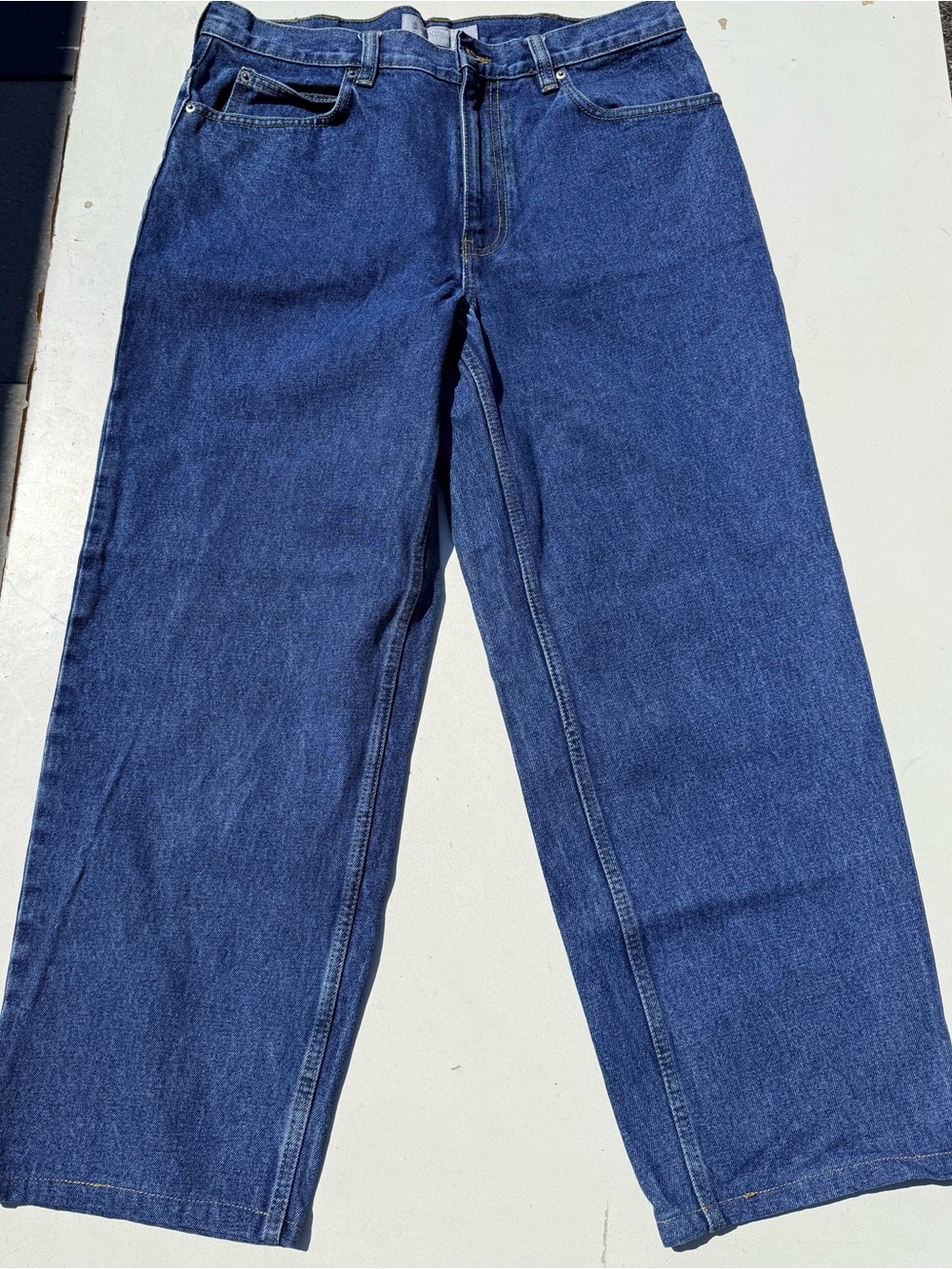 Men's Classic Straight-Leg Jeans in Dark Blue